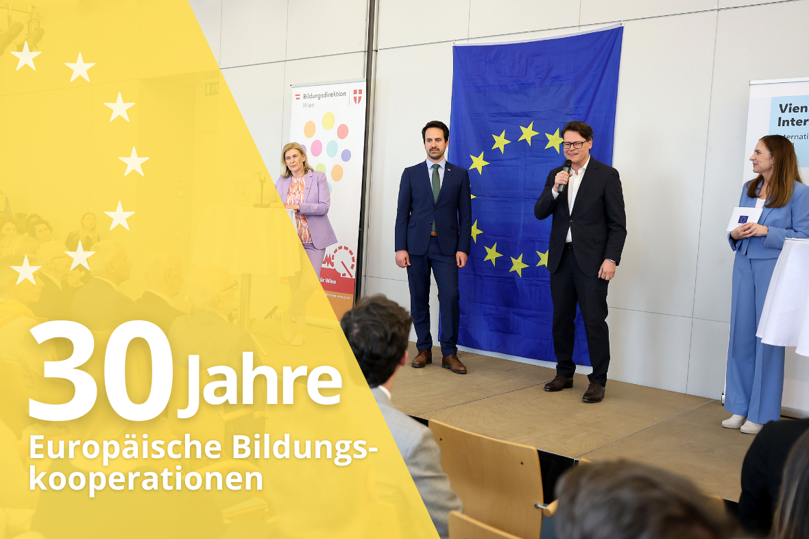 Text: 30 Jahre Europäische Bildungskooperationen <br/>Bild: Jürgen Czernohorszky - Amtsführender Stadtrat für Klima, Umwelt, Demokratie und Personal und Bildungsminister Wiederkehr auf einer Bühne